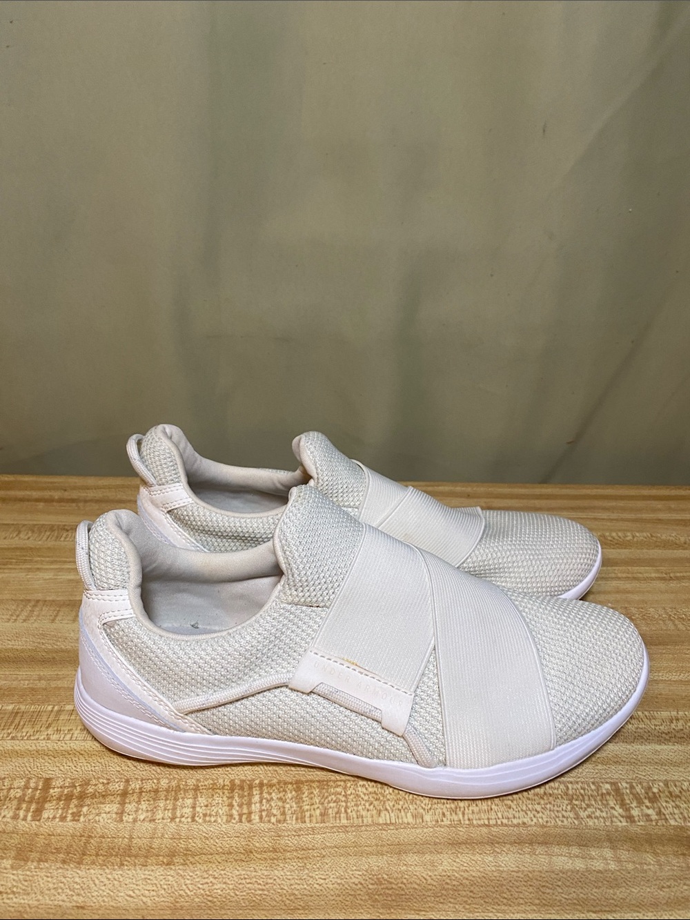 Under Armour Precision X Sports Style Training Shoes Cream women’s 7